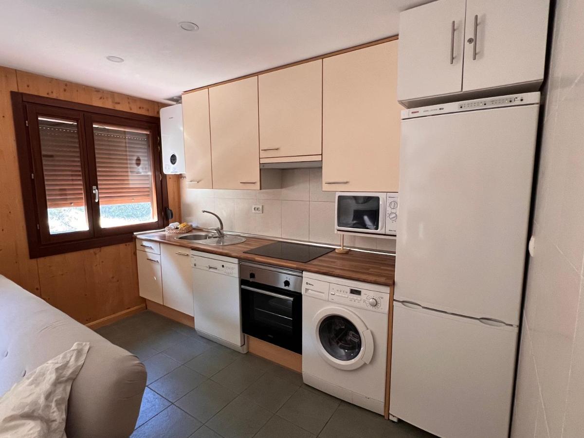 Apartamento Luga Castiello de Jaca Exterior foto